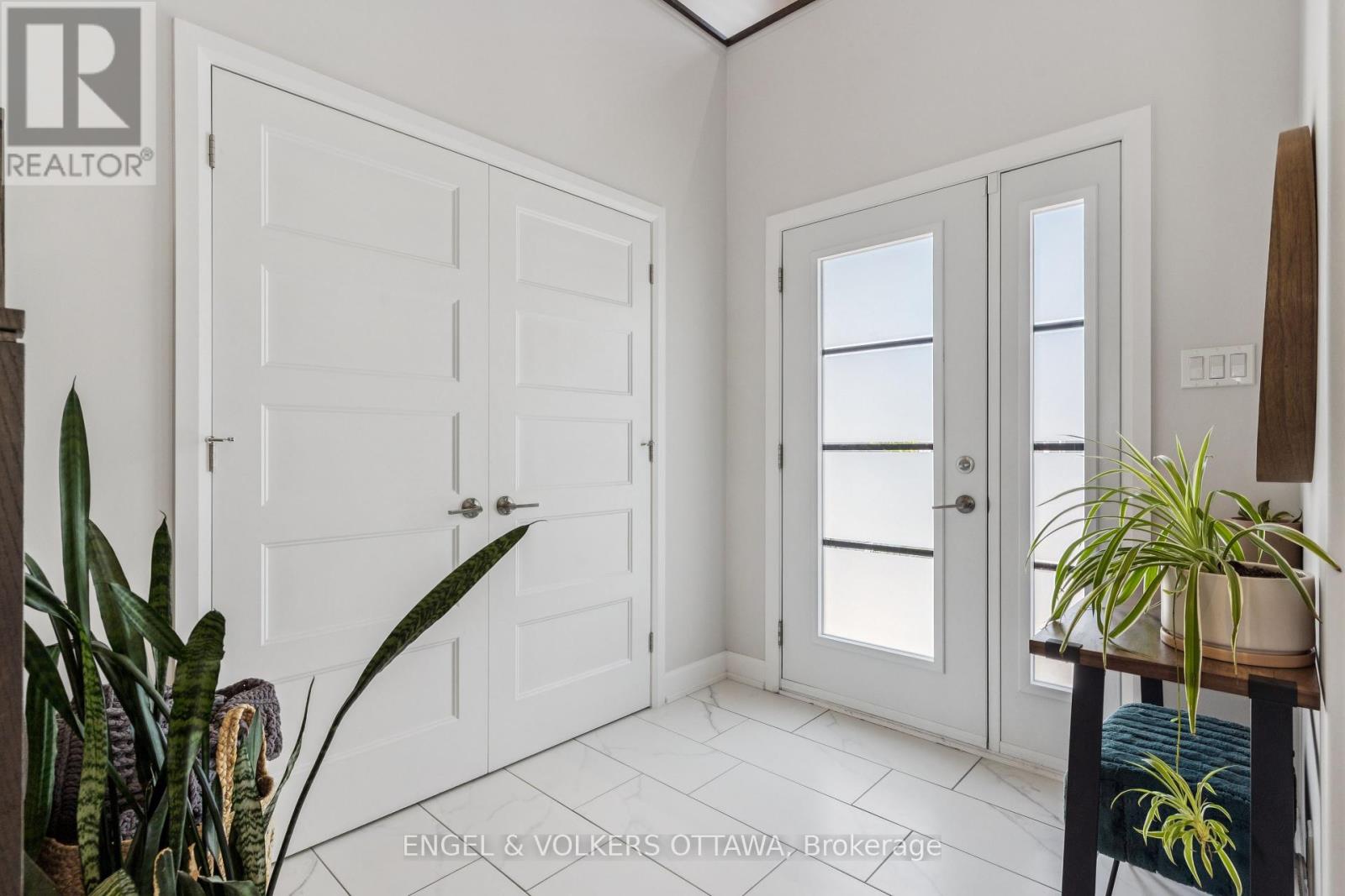 529 Lucent Street