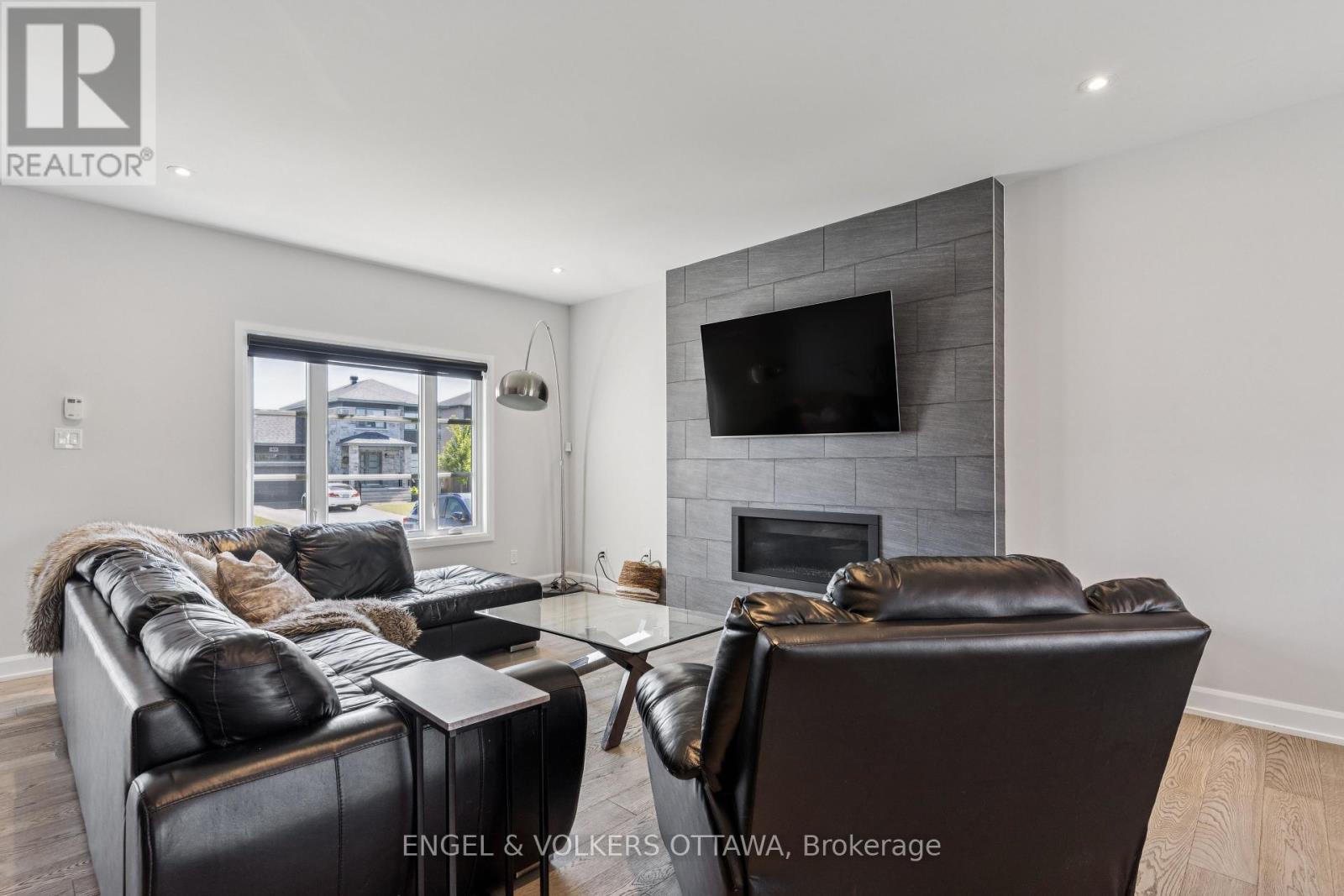 529 Lucent Street