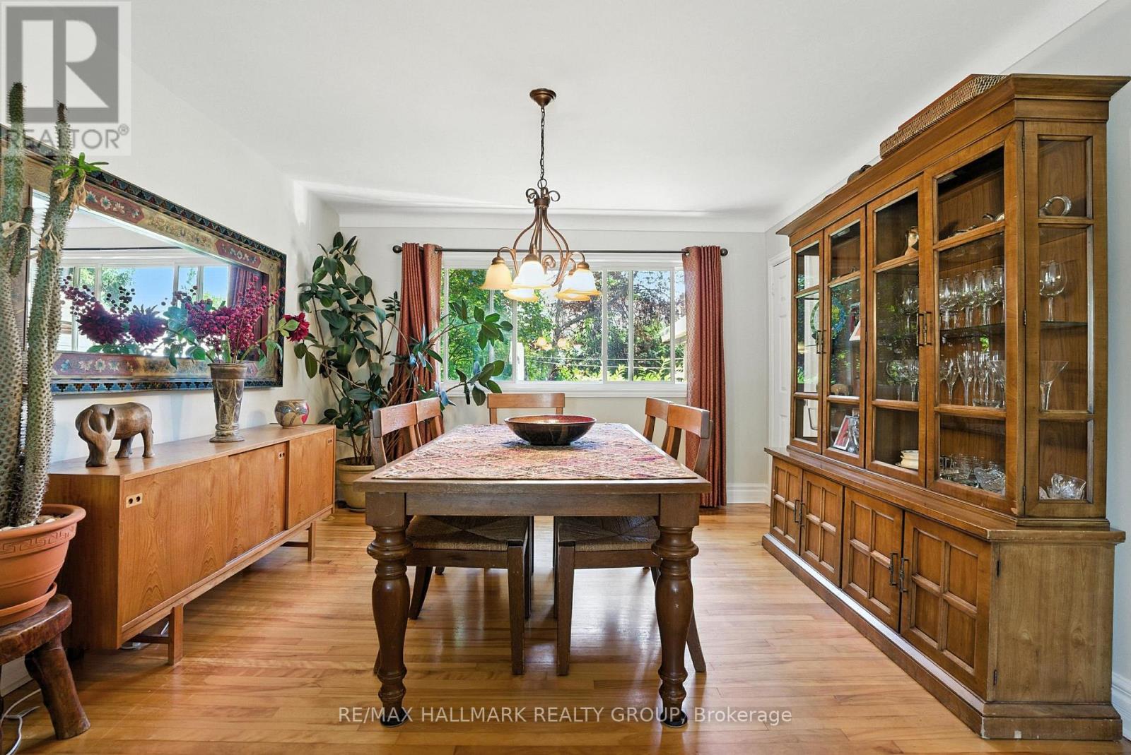 487 Wolffdale Crescent