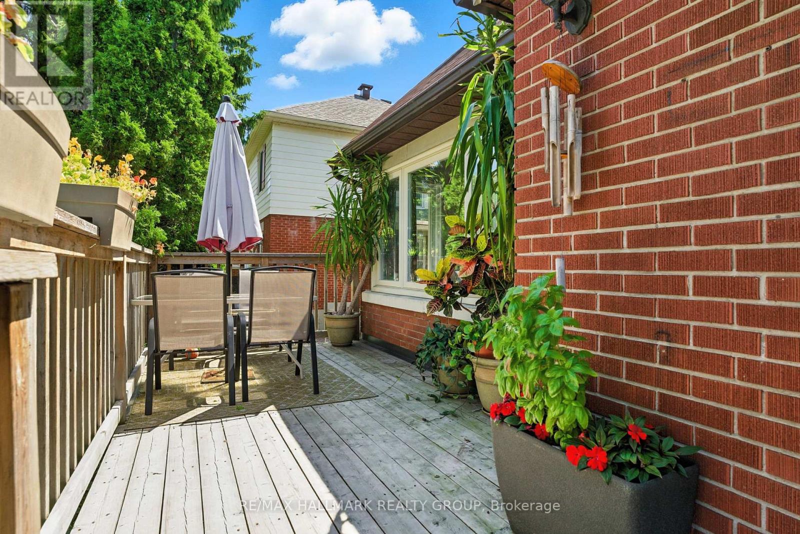 487 Wolffdale Crescent