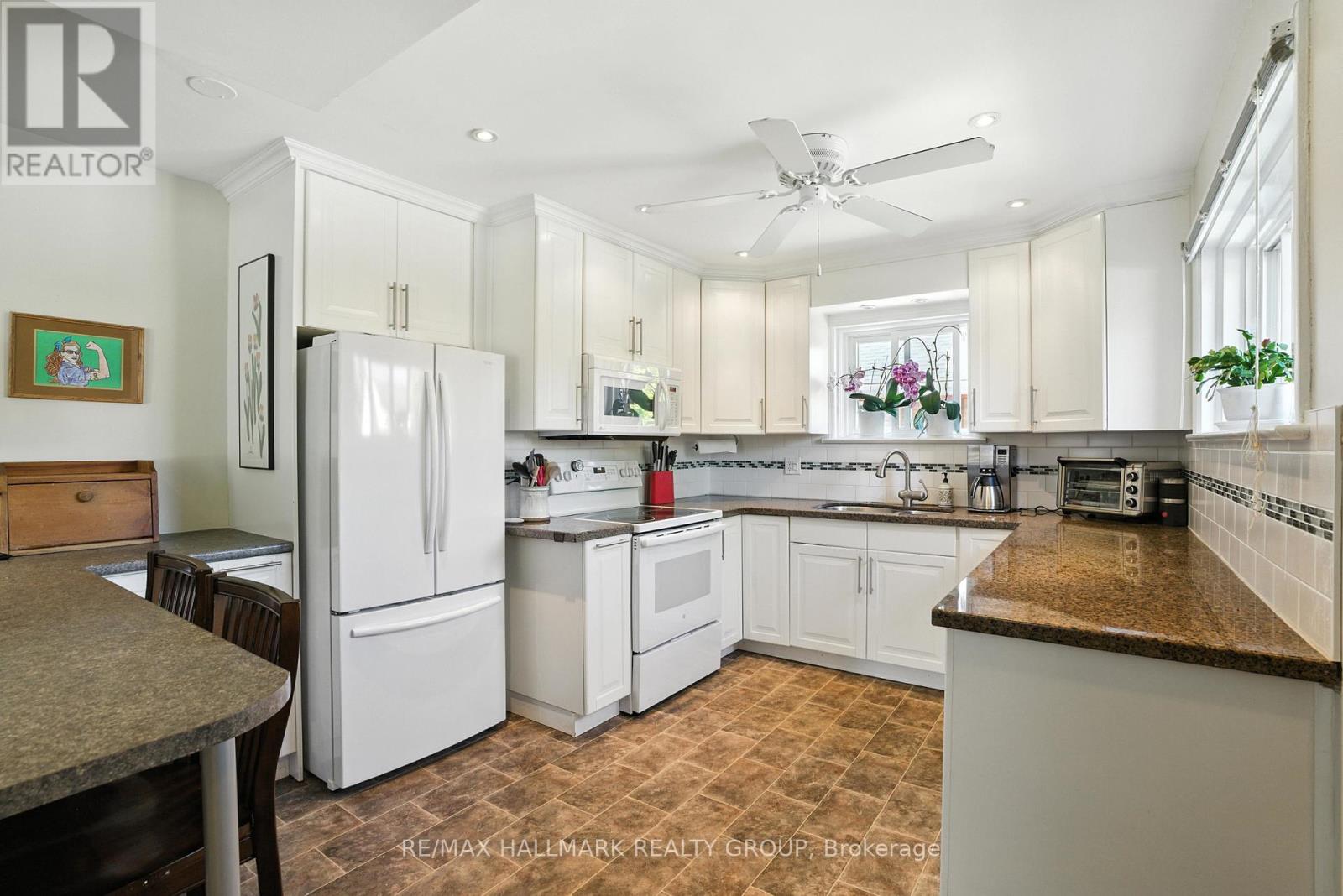 487 Wolffdale Crescent