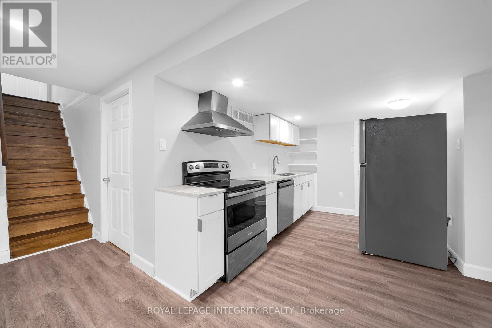 18 Sullivan Avenue