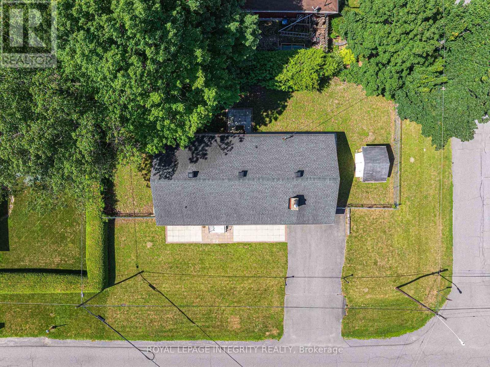18 Sullivan Avenue