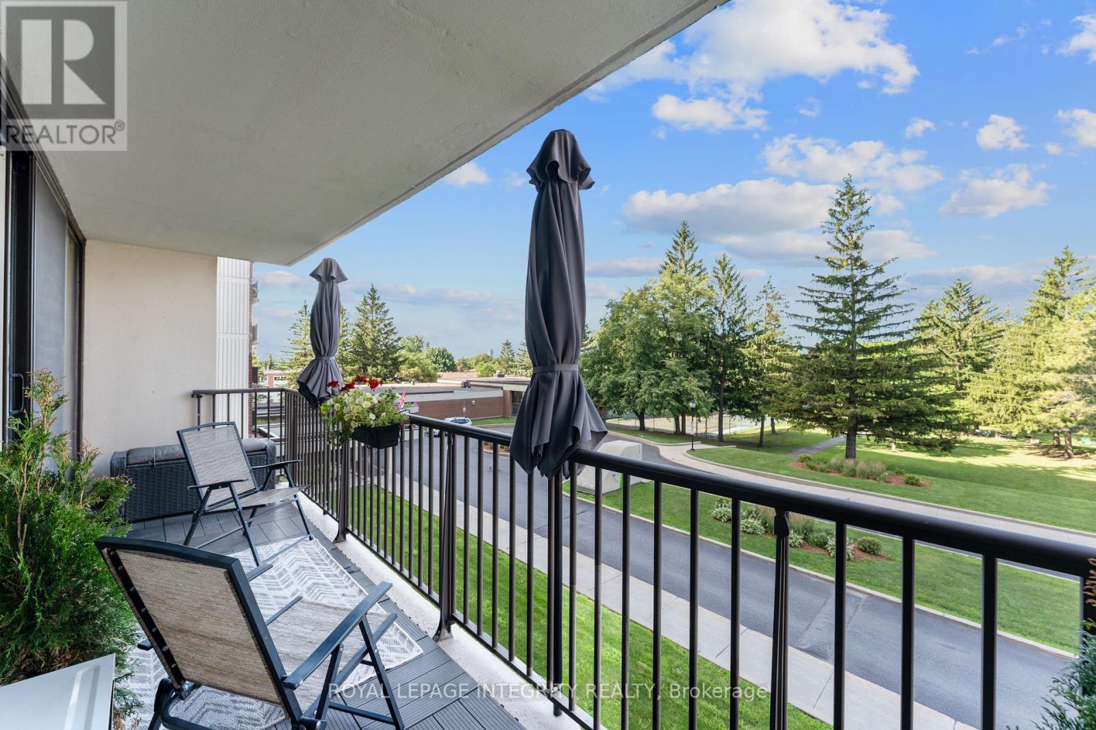 303 - 665 Bathgate Drive