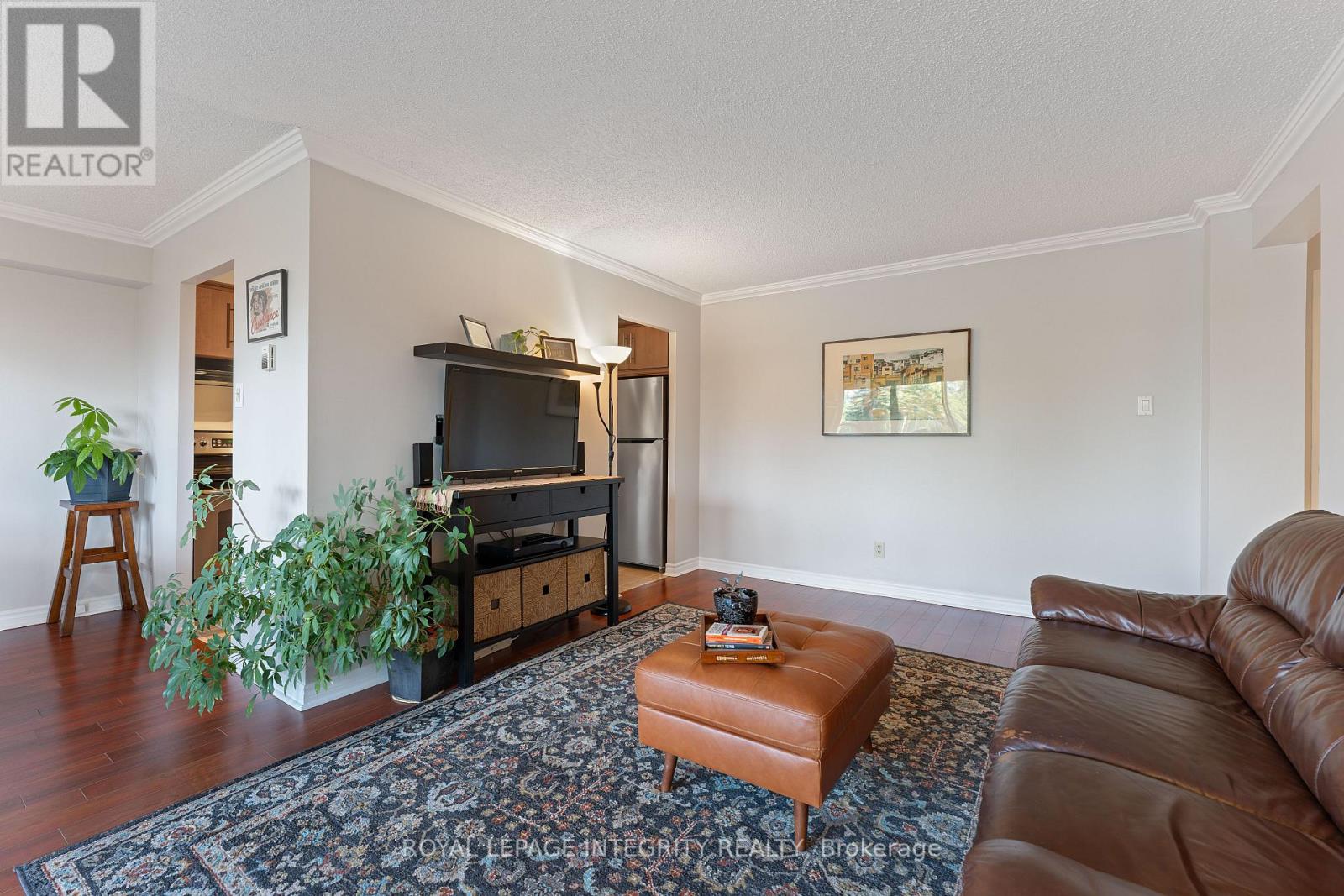 303 - 665 Bathgate Drive