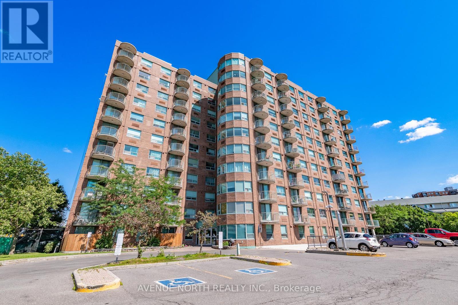601 - 1440 Heron Road