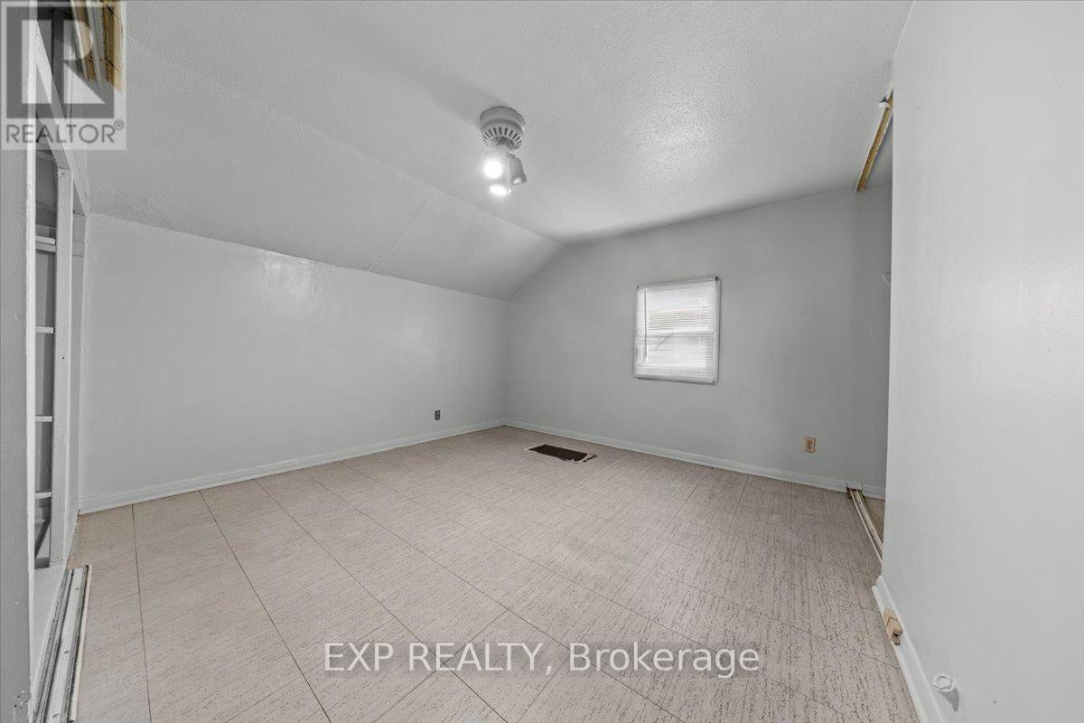 198 Hinchey Avenue