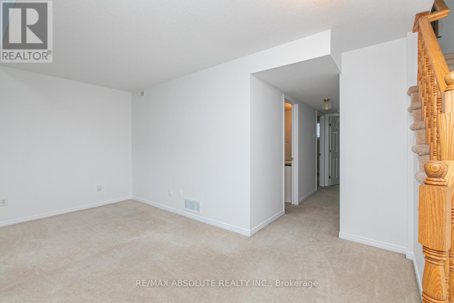 242 Gershwin Private