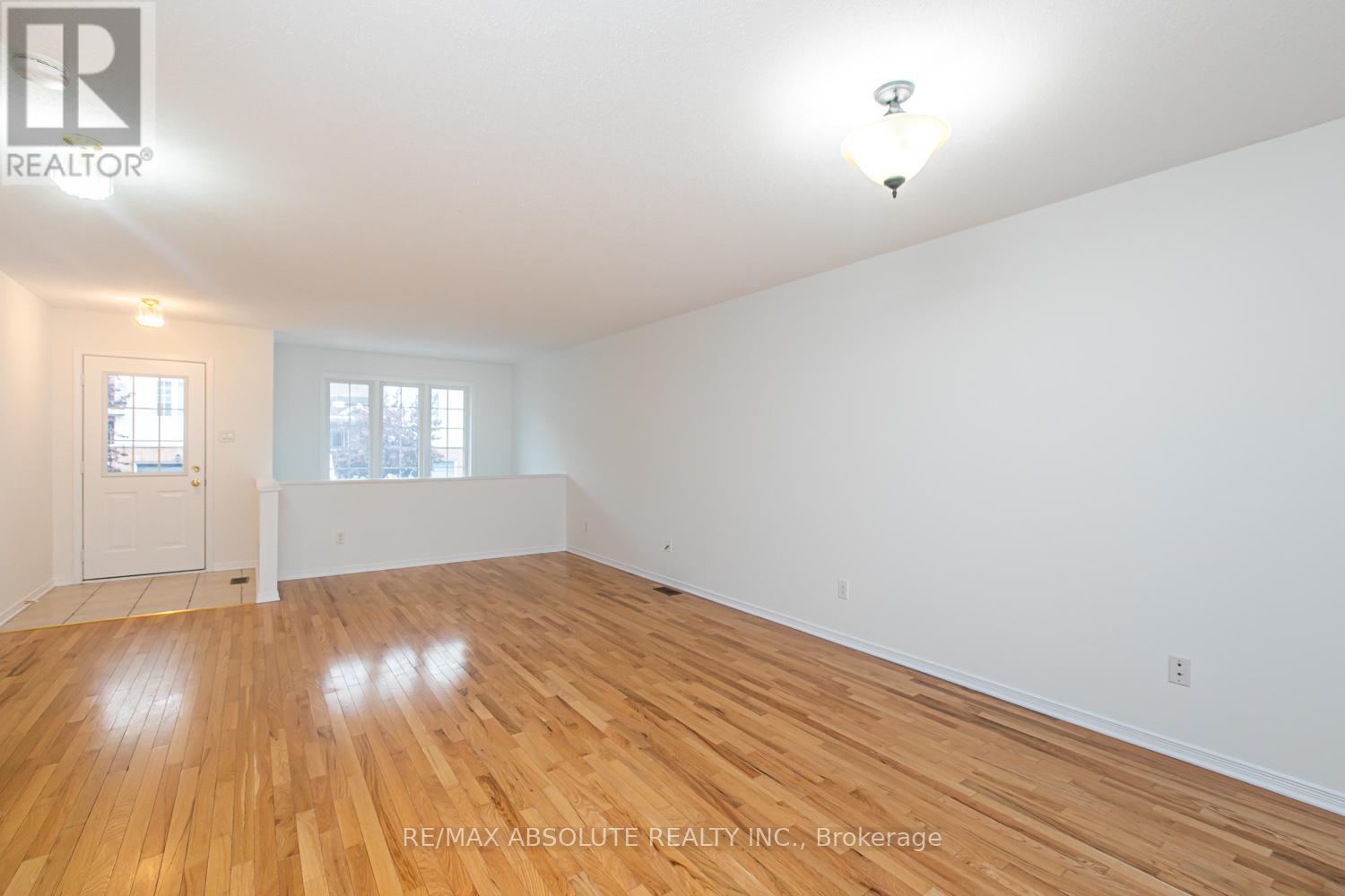 242 Gershwin Private