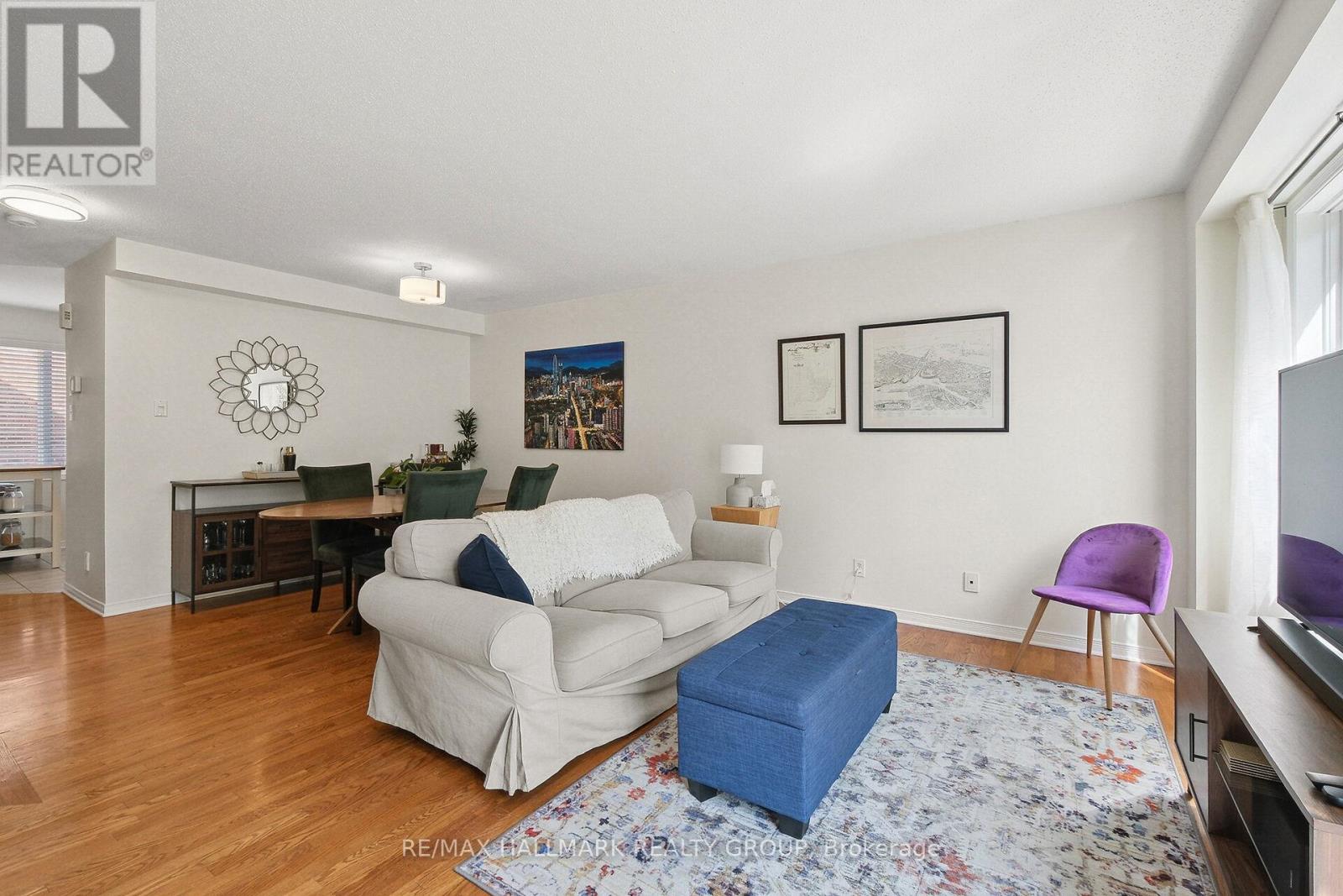 9 Radstock Private