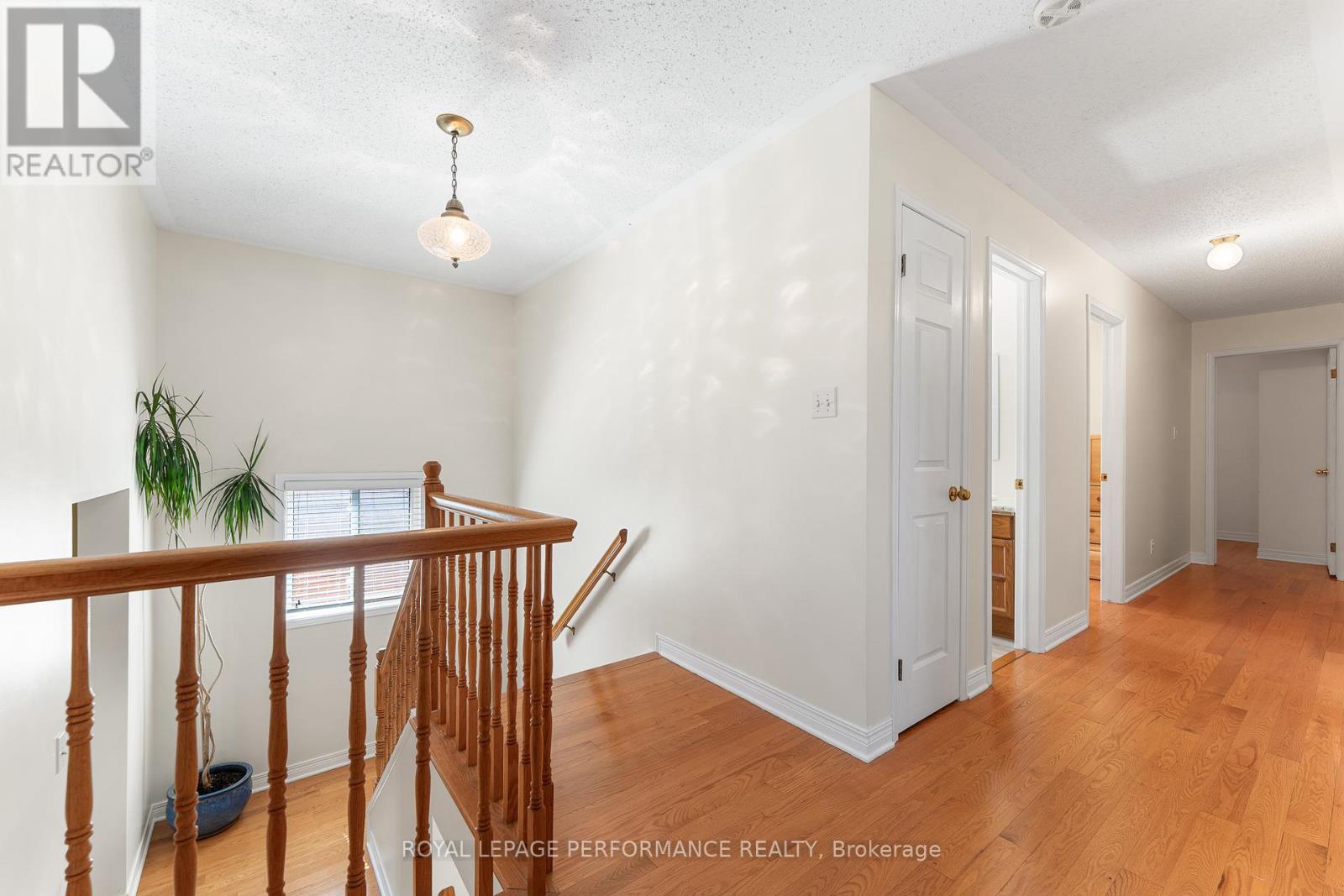 102 Shearer Crescent