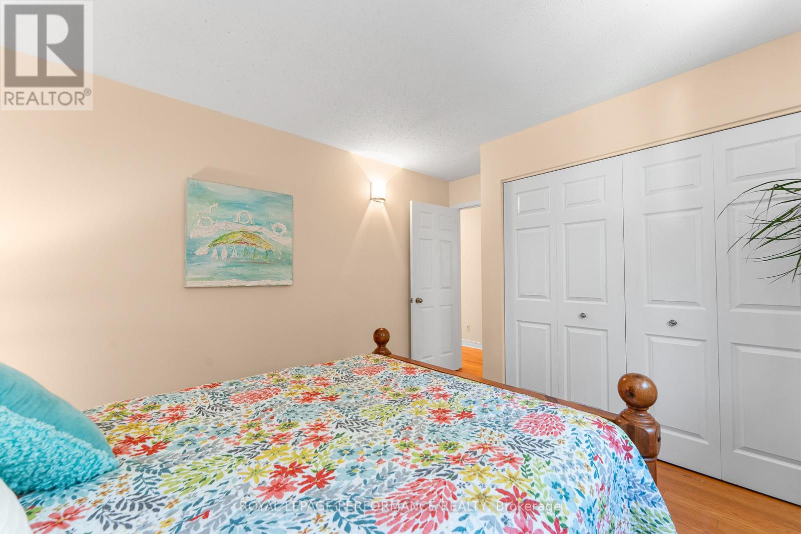 102 Shearer Crescent