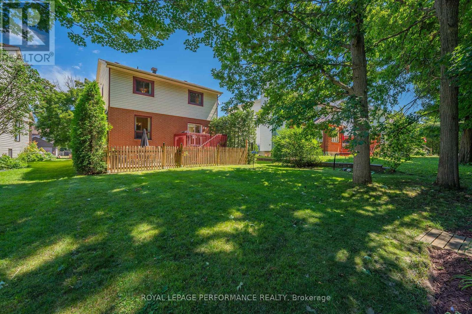 102 Shearer Crescent