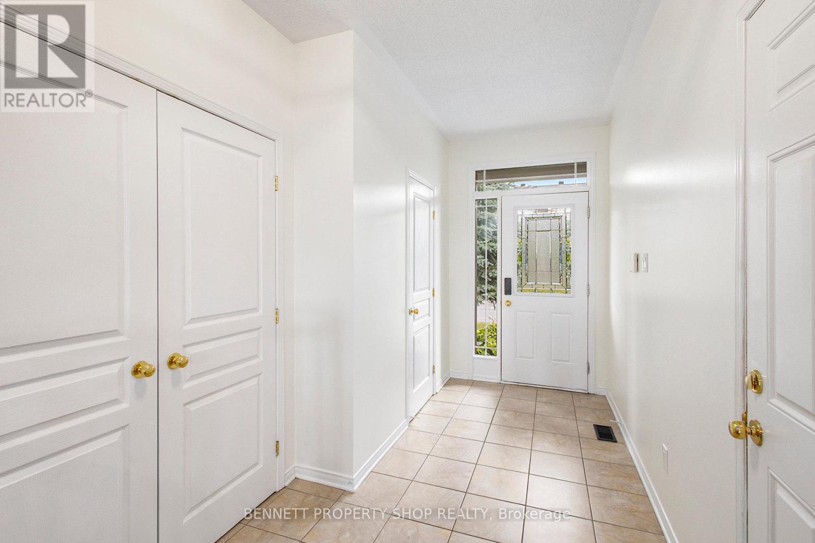 508 Pepperville Crescent