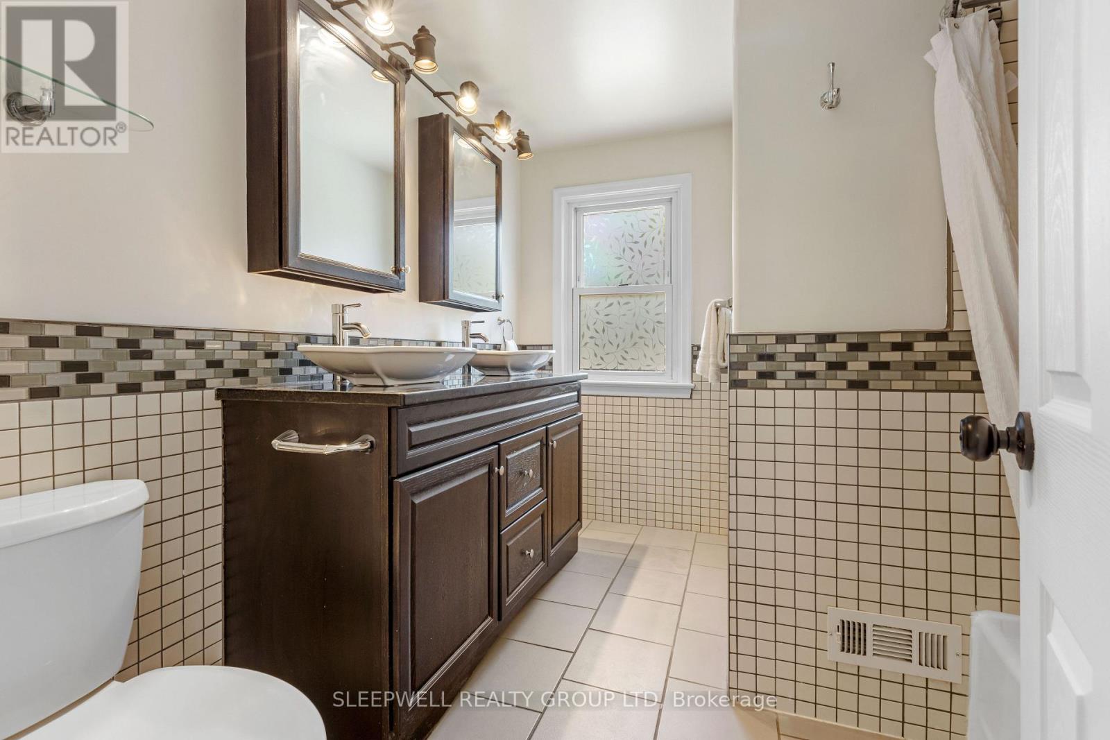 2209 Belair Drive