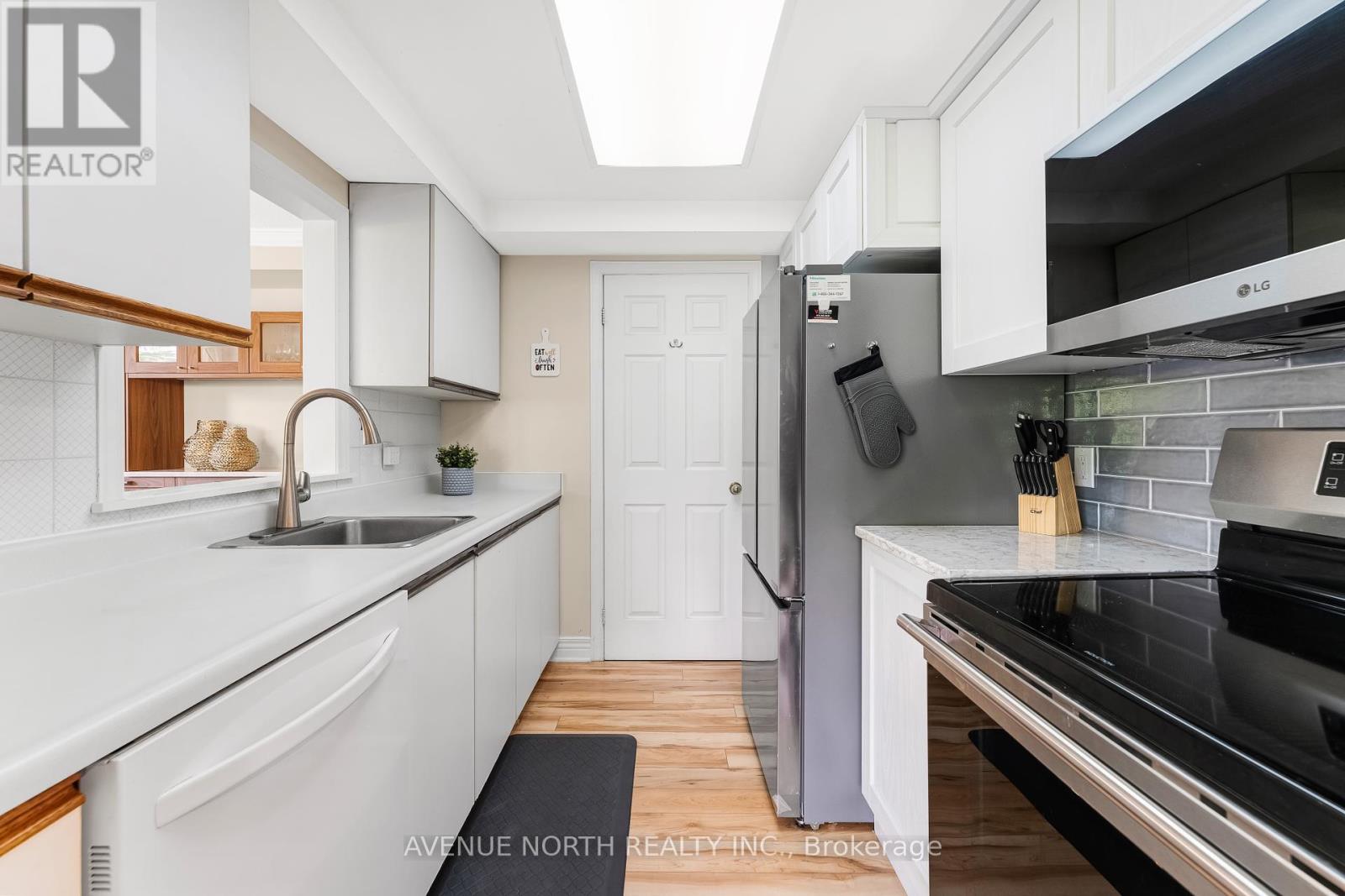 106 - 969 North River Road