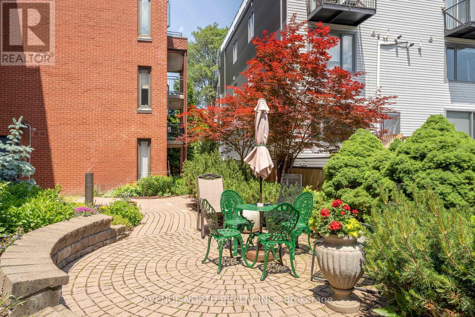 106 - 969 North River Road