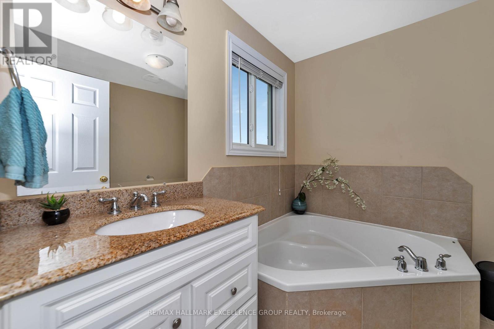 1006 Docteur Corbeil Boulevard