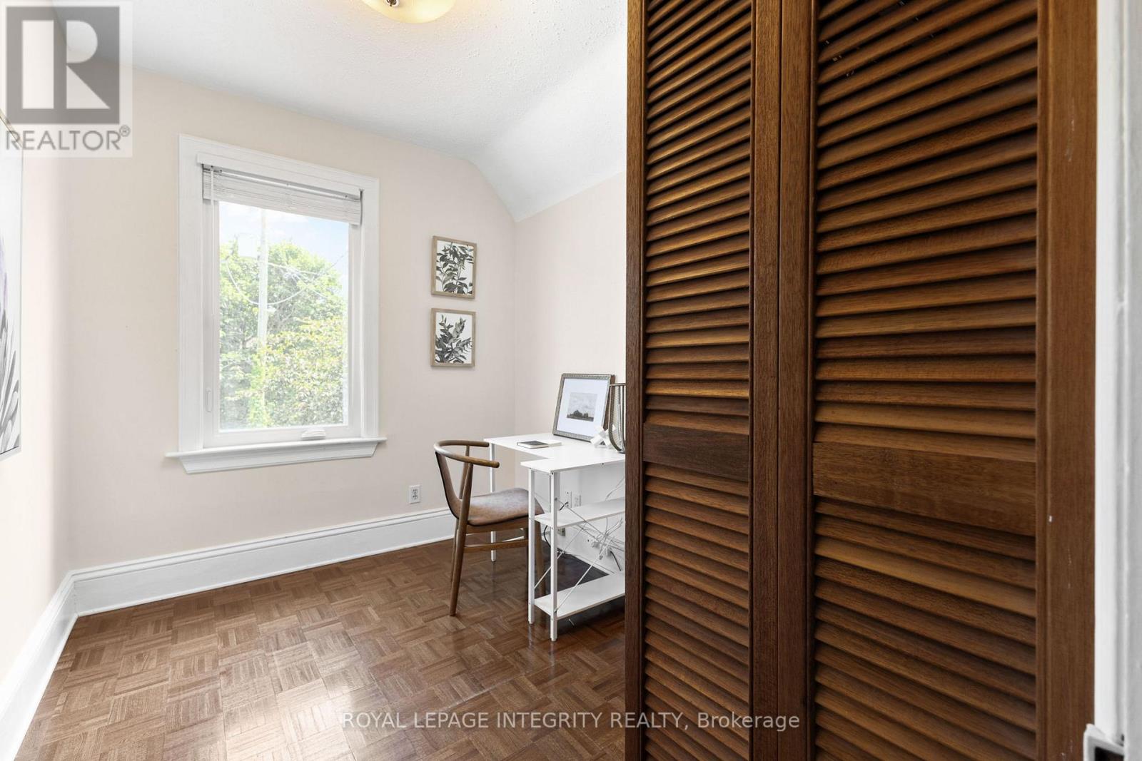 29 Strathcona Avenue