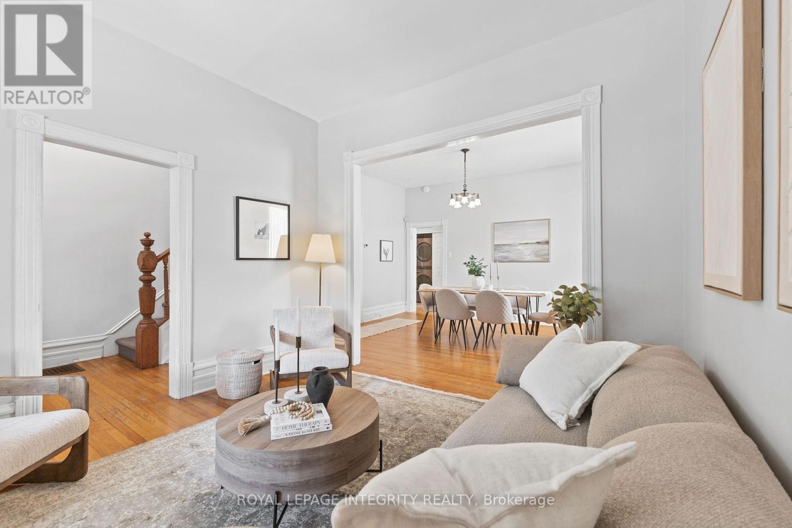 29 Strathcona Avenue
