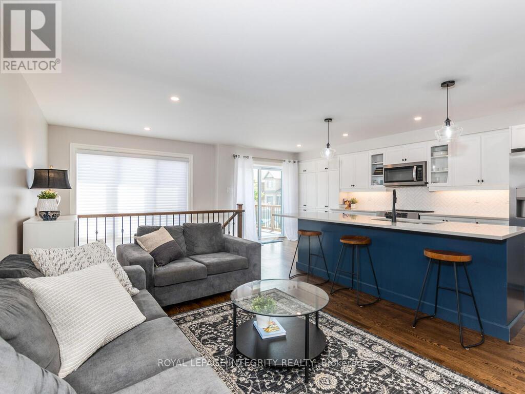333 Proud Walk Street