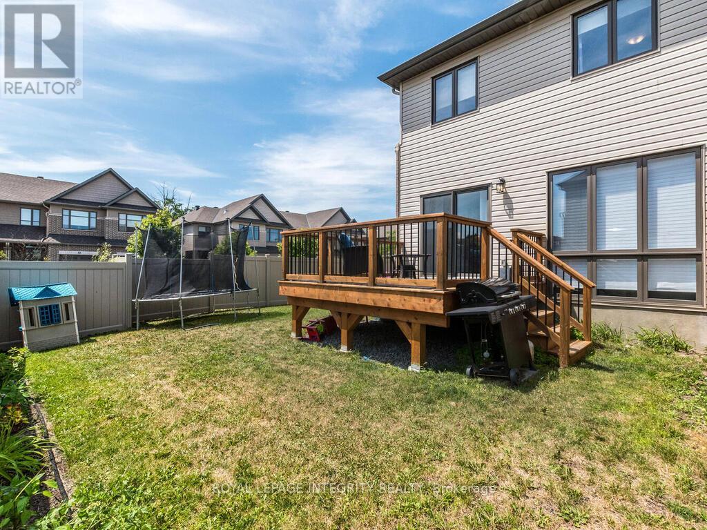 333 Proud Walk Street