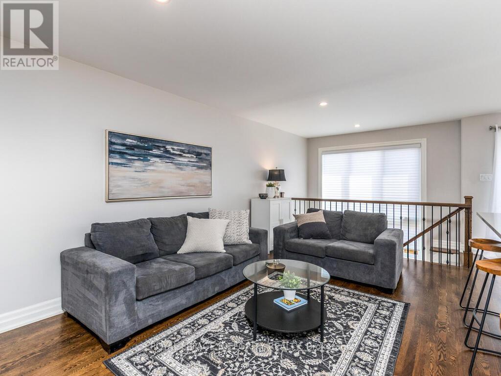 333 Proud Walk Street