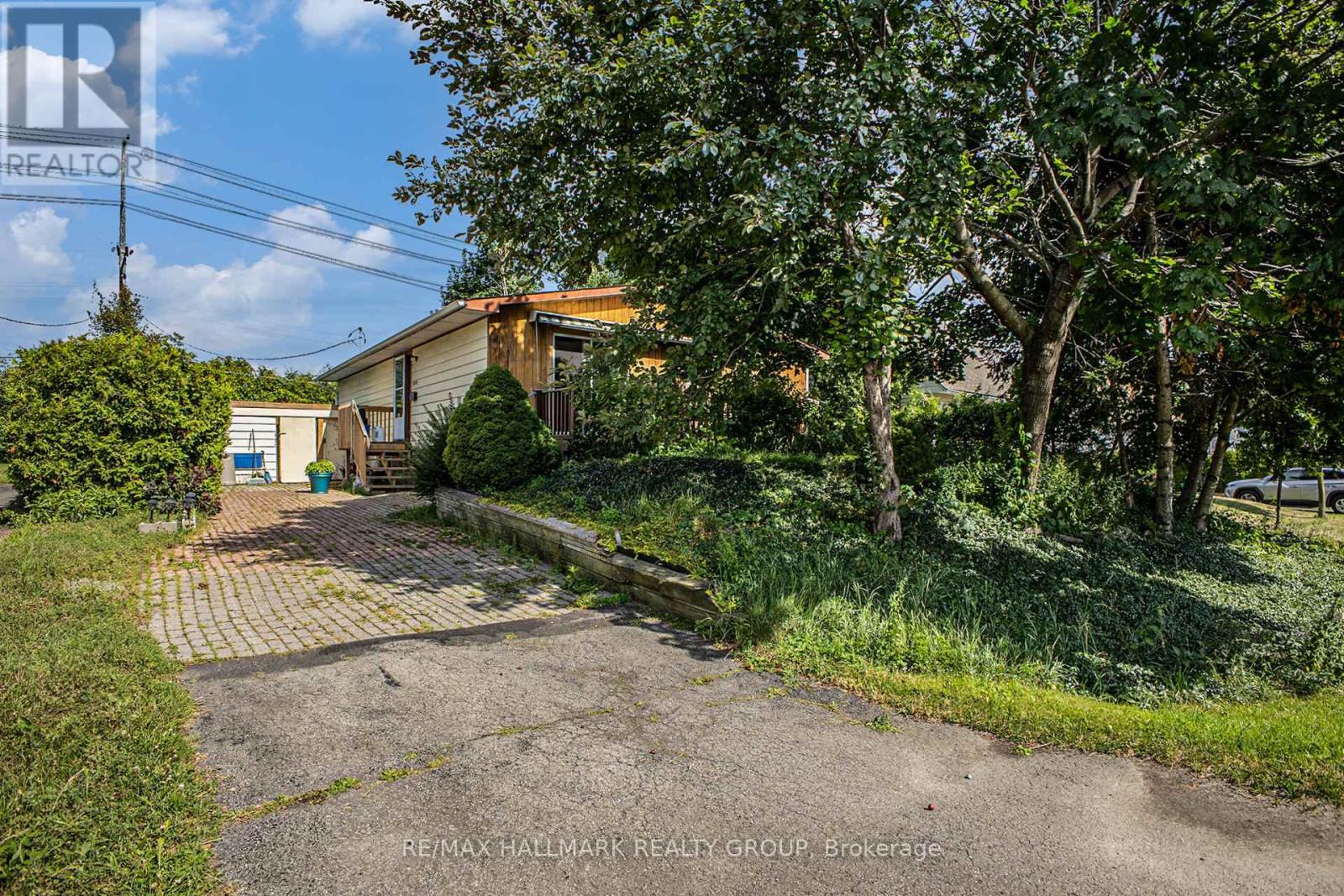 2639 Ayers Avenue