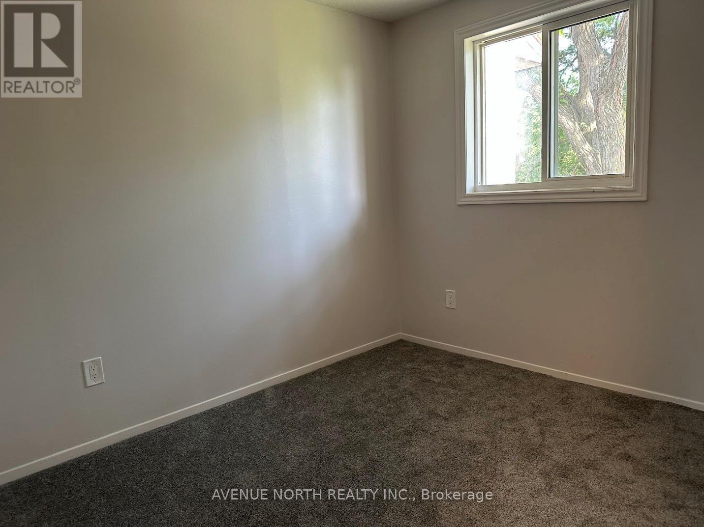 3 - 1408 Foxwell Street