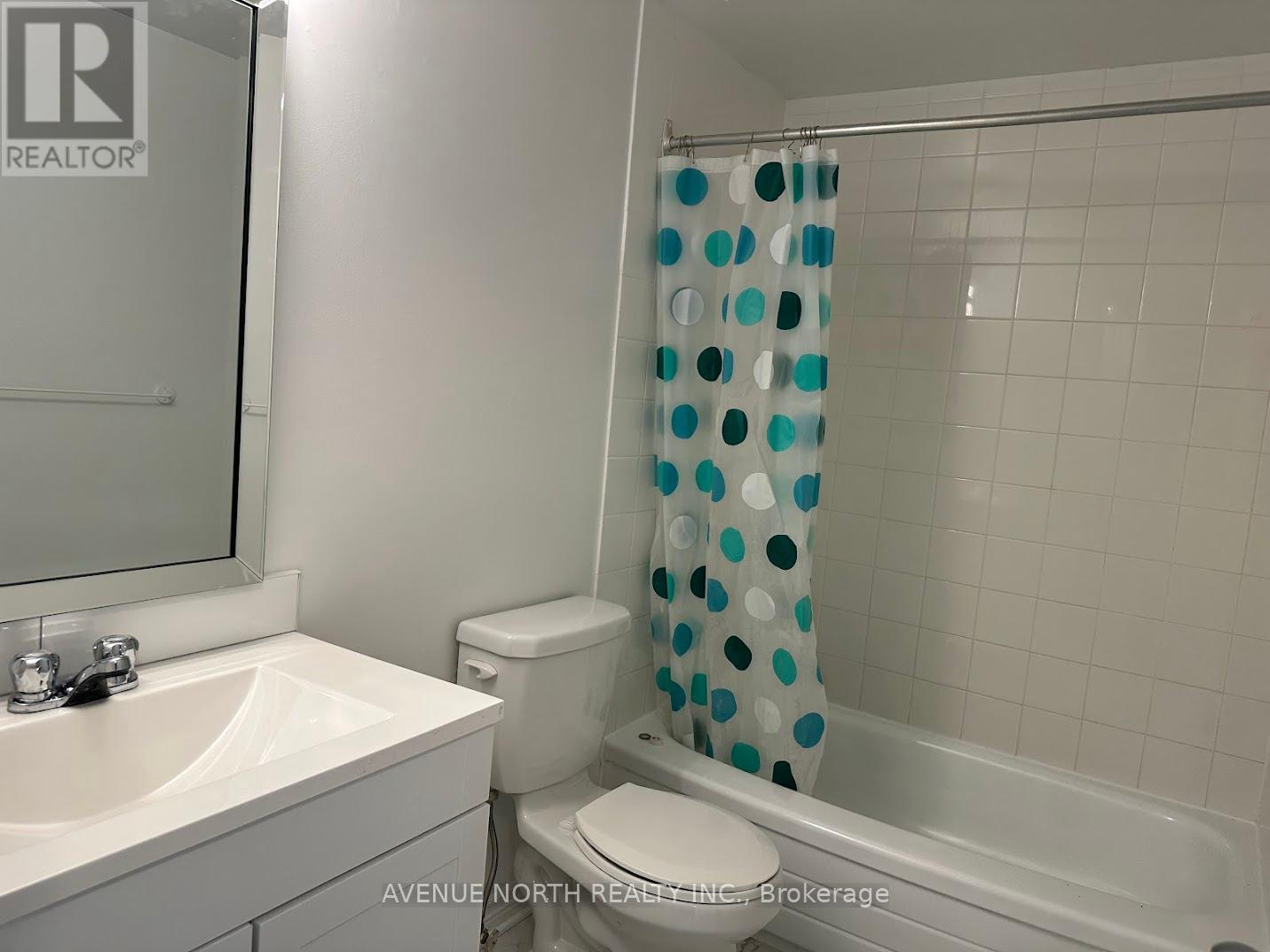3 - 1408 Foxwell Street