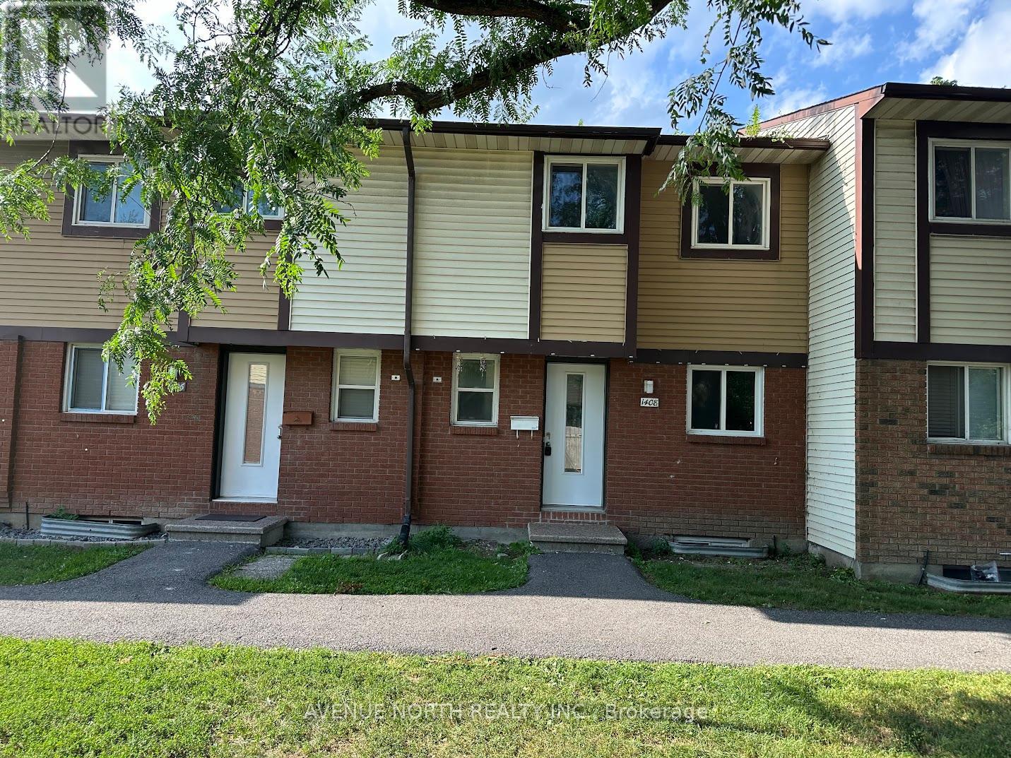 3 - 1408 Foxwell Street