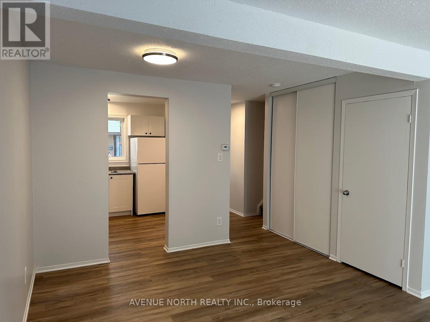 3 - 1408 Foxwell Street