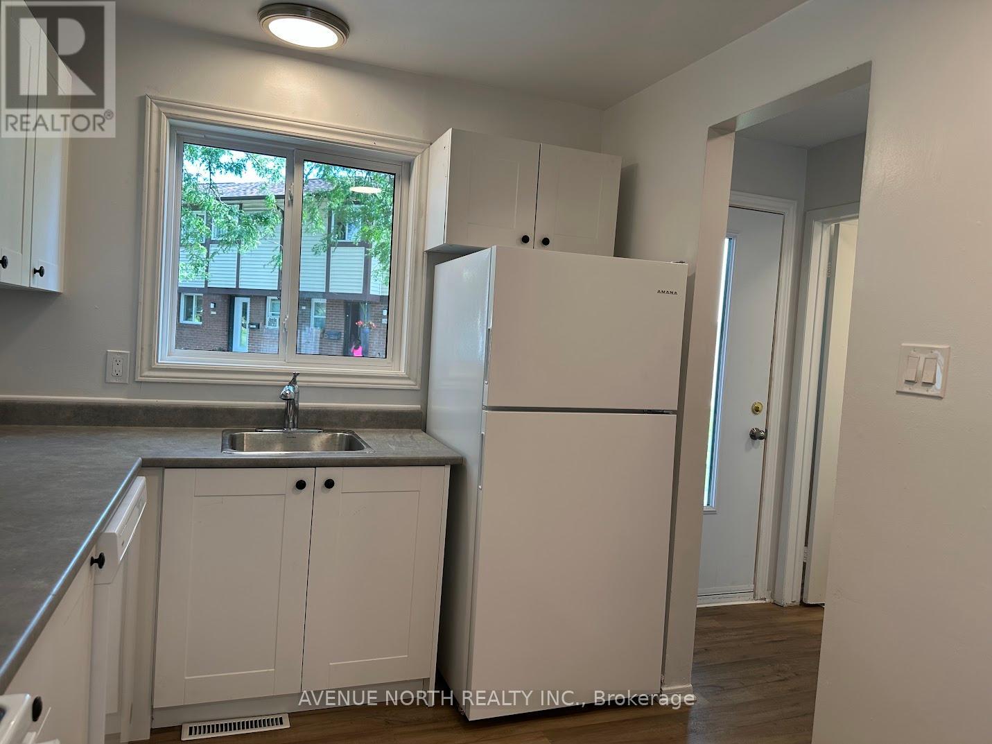 3 - 1408 Foxwell Street