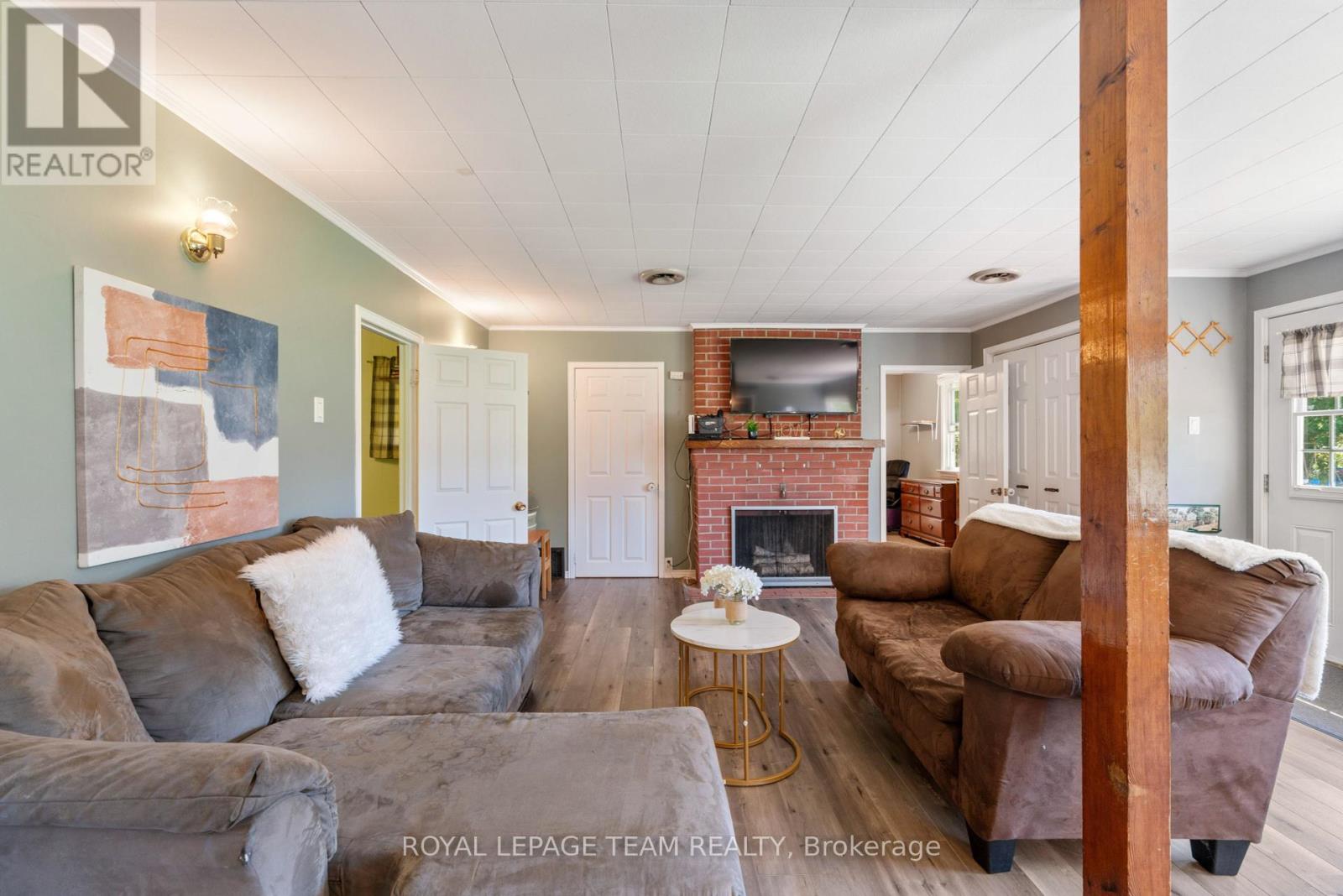 12135 County Road 2 Road
