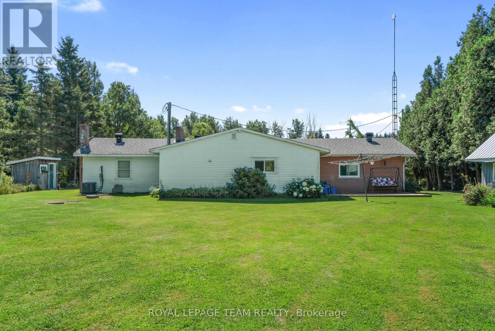 12135 County Road 2 Road