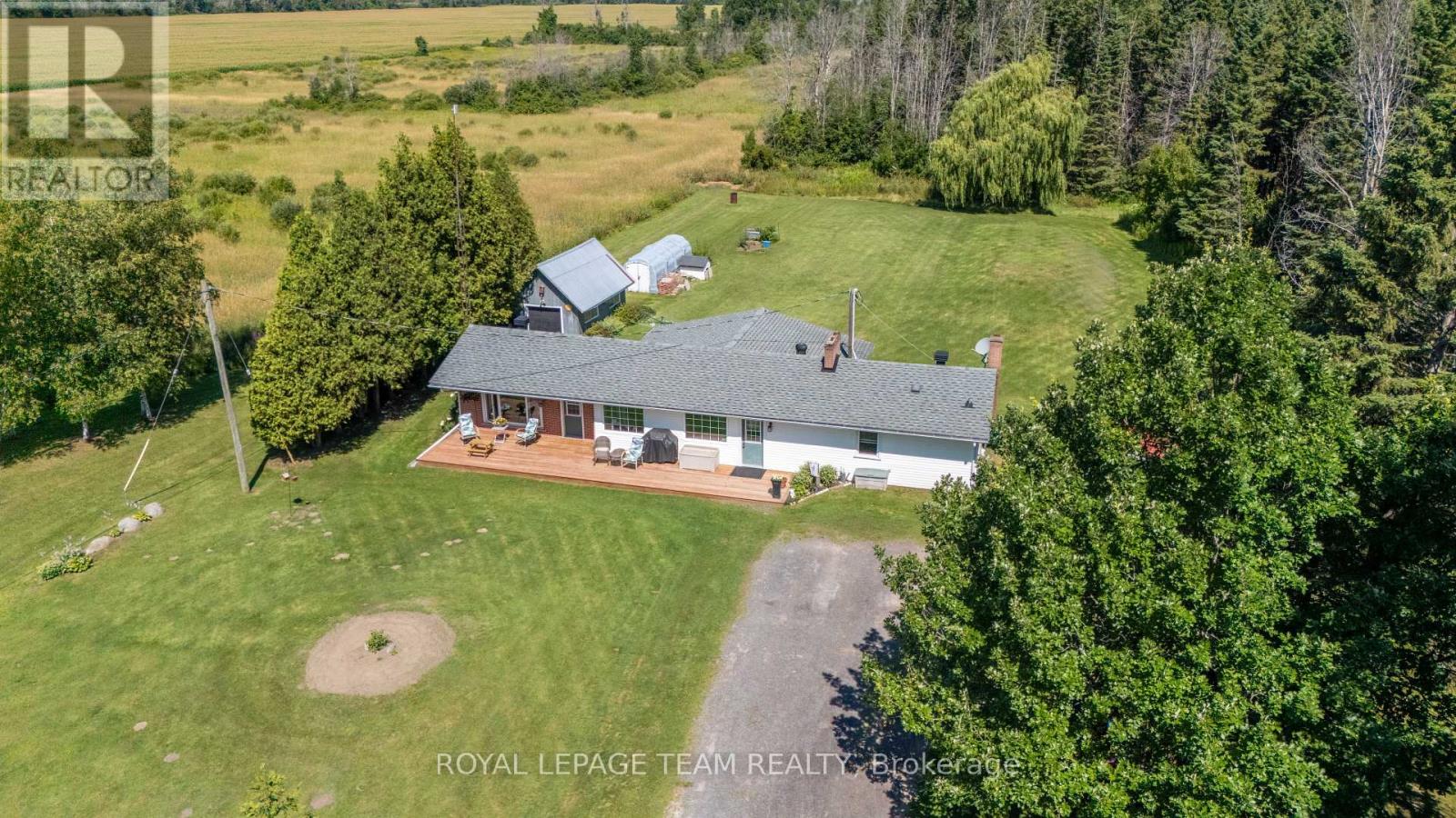 12135 County Road 2 Road