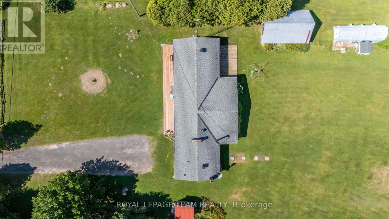 12135 County Road 2 Road