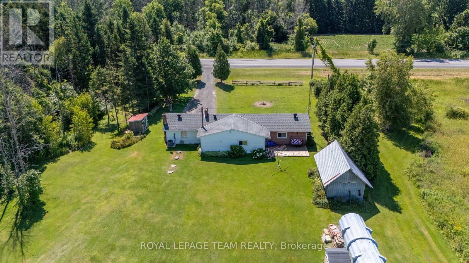 12135 County Road 2 Road