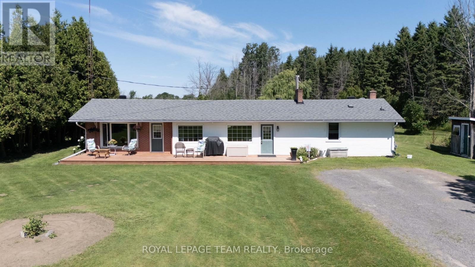 12135 County Road 2 Road