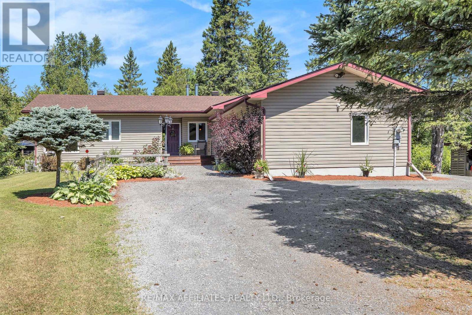 8185 Jock Trail