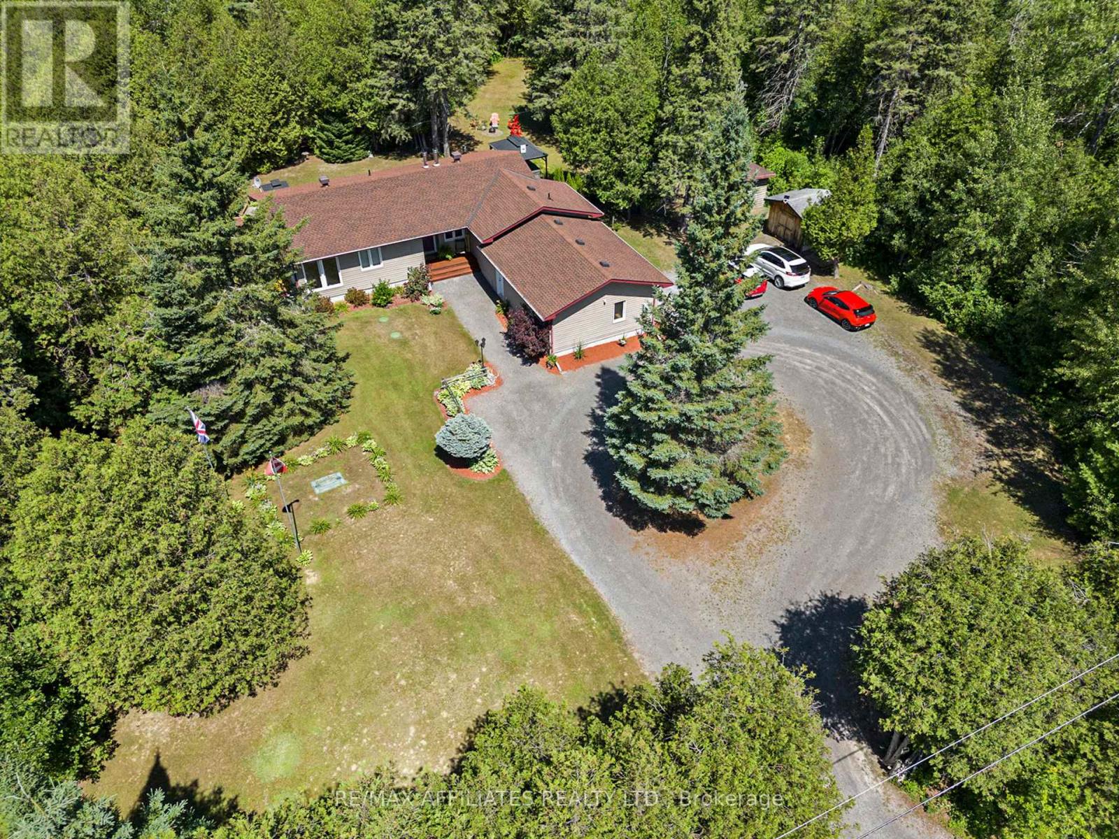8185 Jock Trail