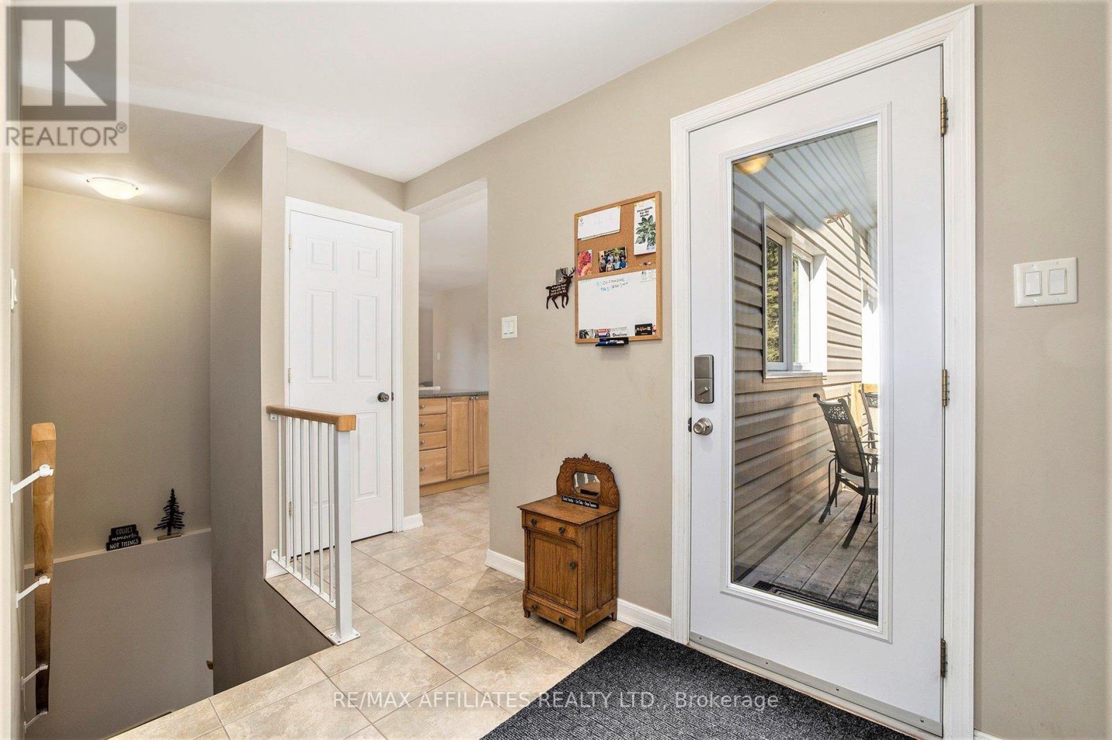 8185 Jock Trail