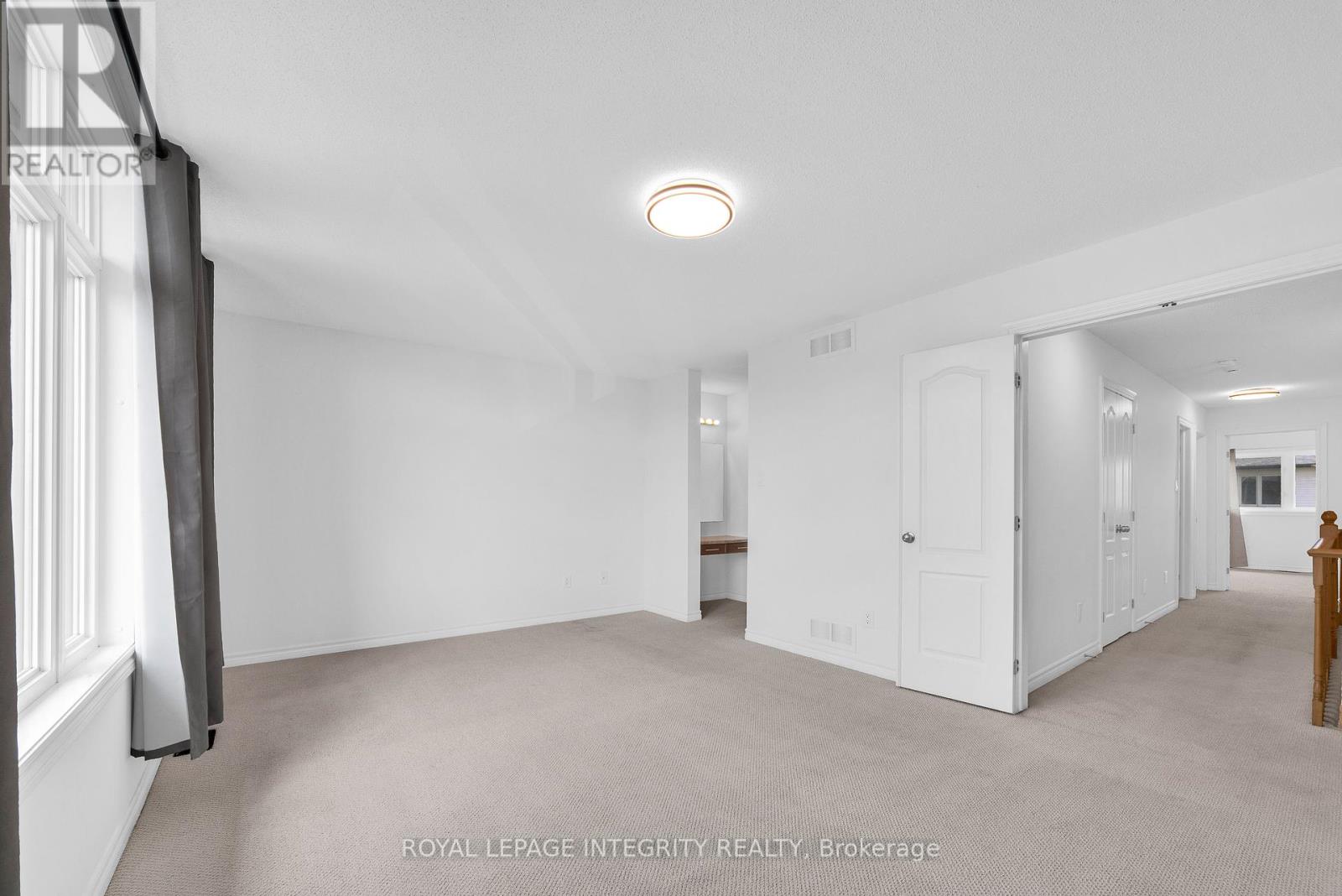 216 Cooks Mill Crescent