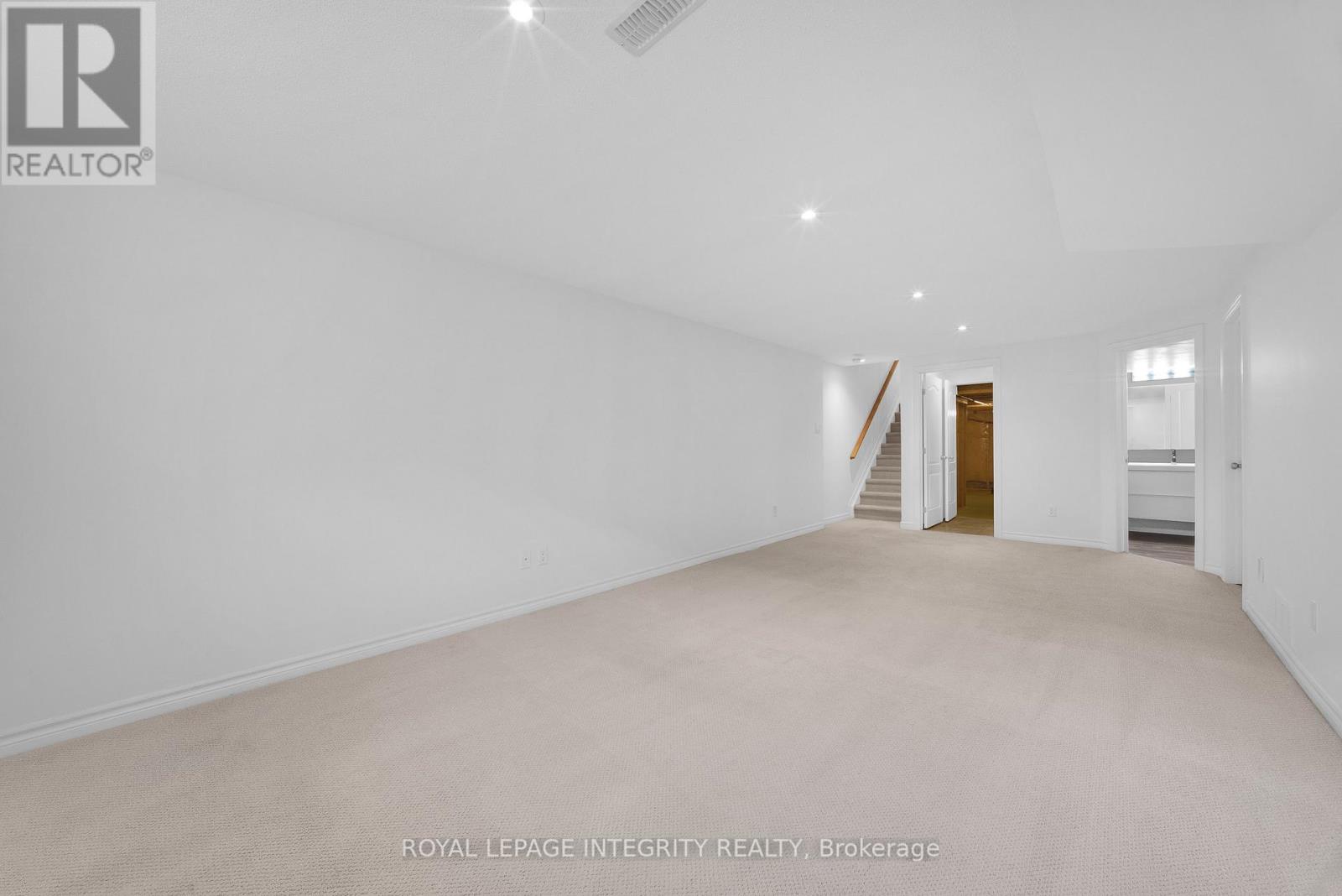 216 Cooks Mill Crescent