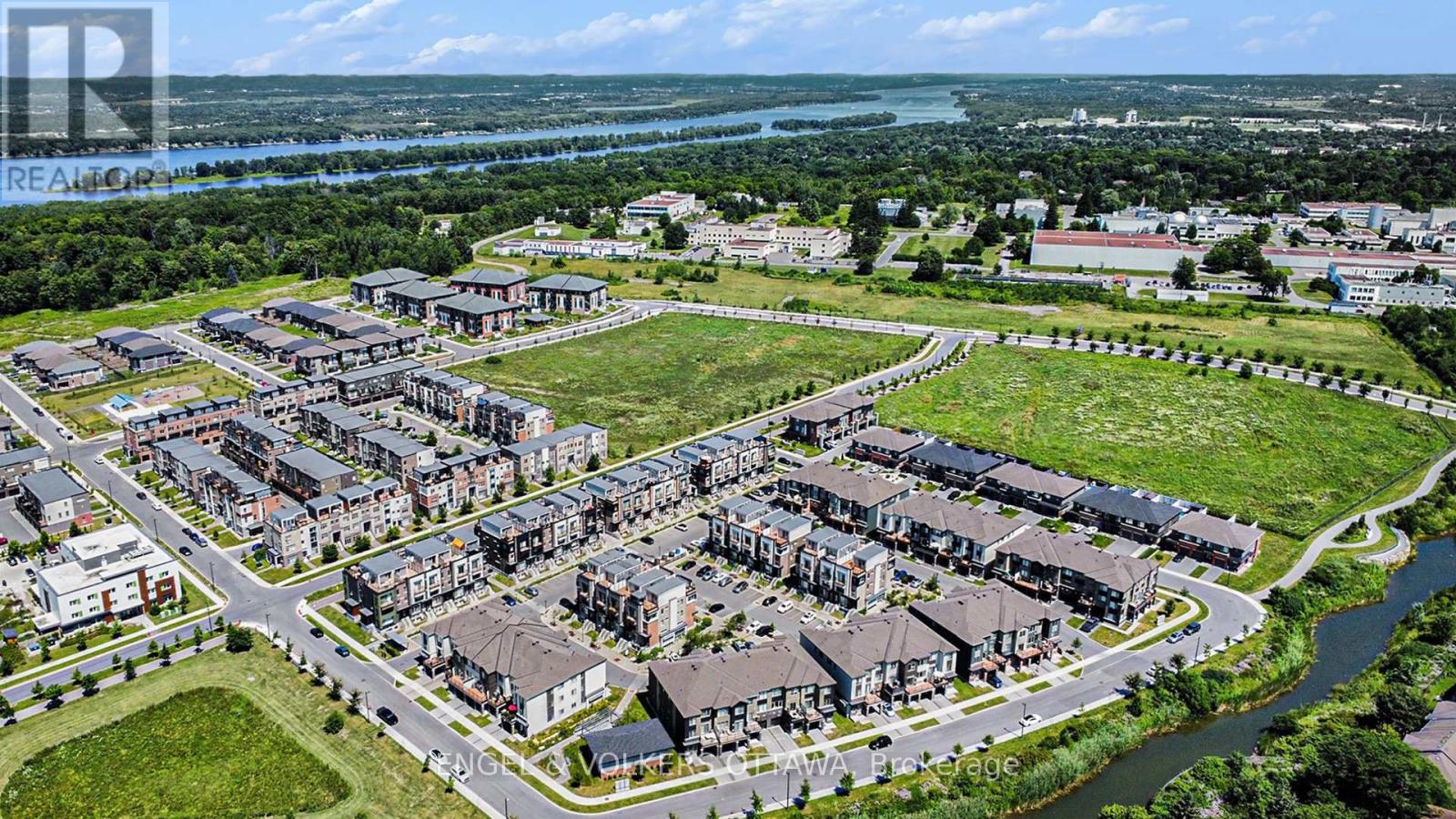 827 Kiniw Private