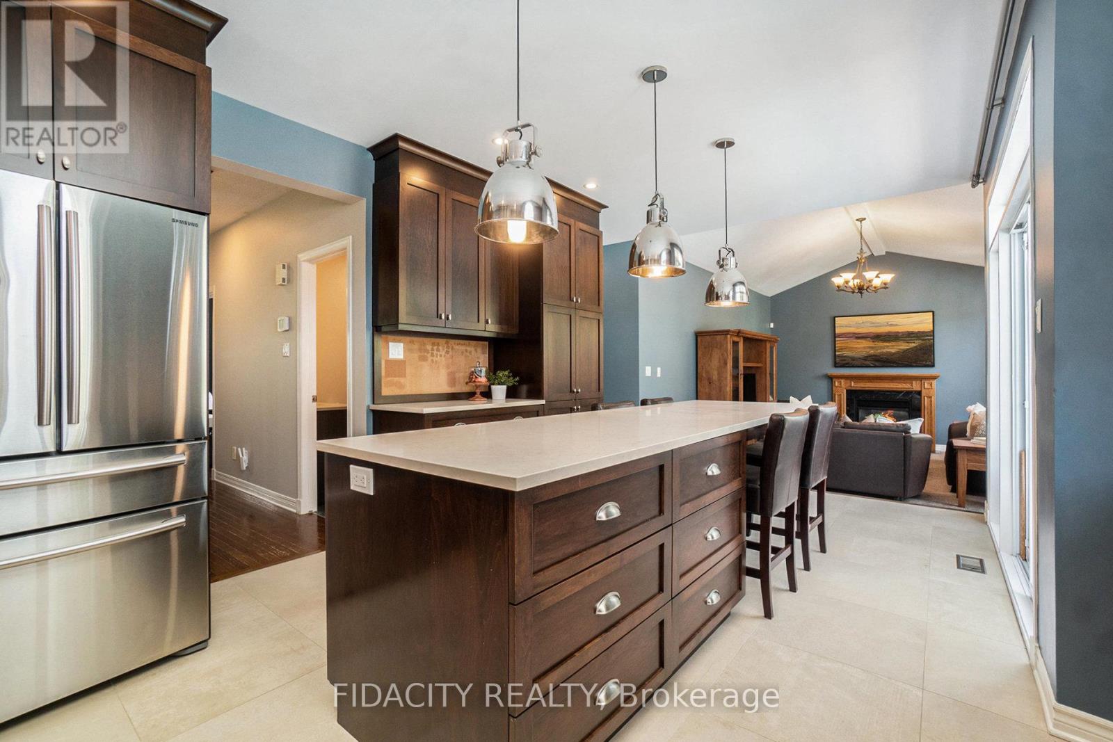 14 Franklin Cathcart Crescent