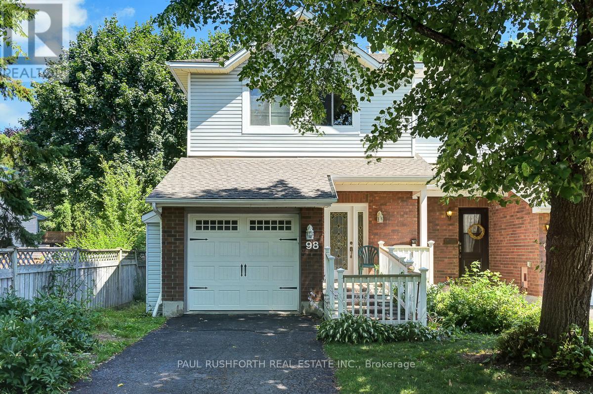 98 Piper Crescent