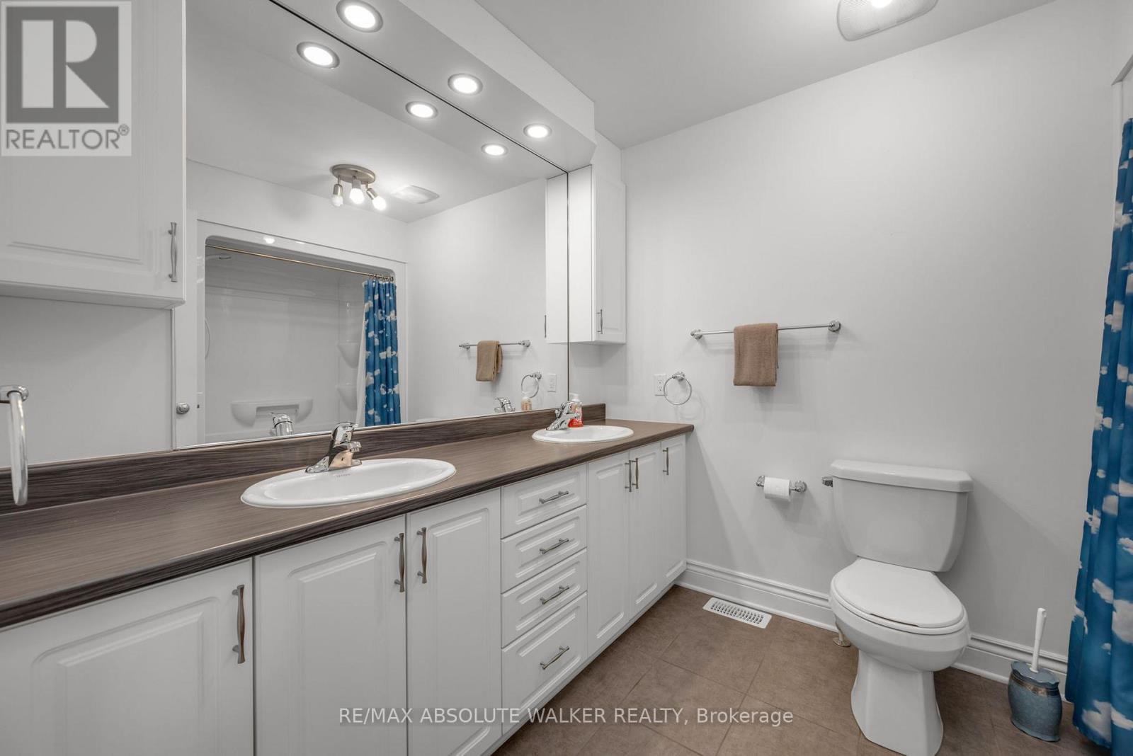 2432 Marble Crescent