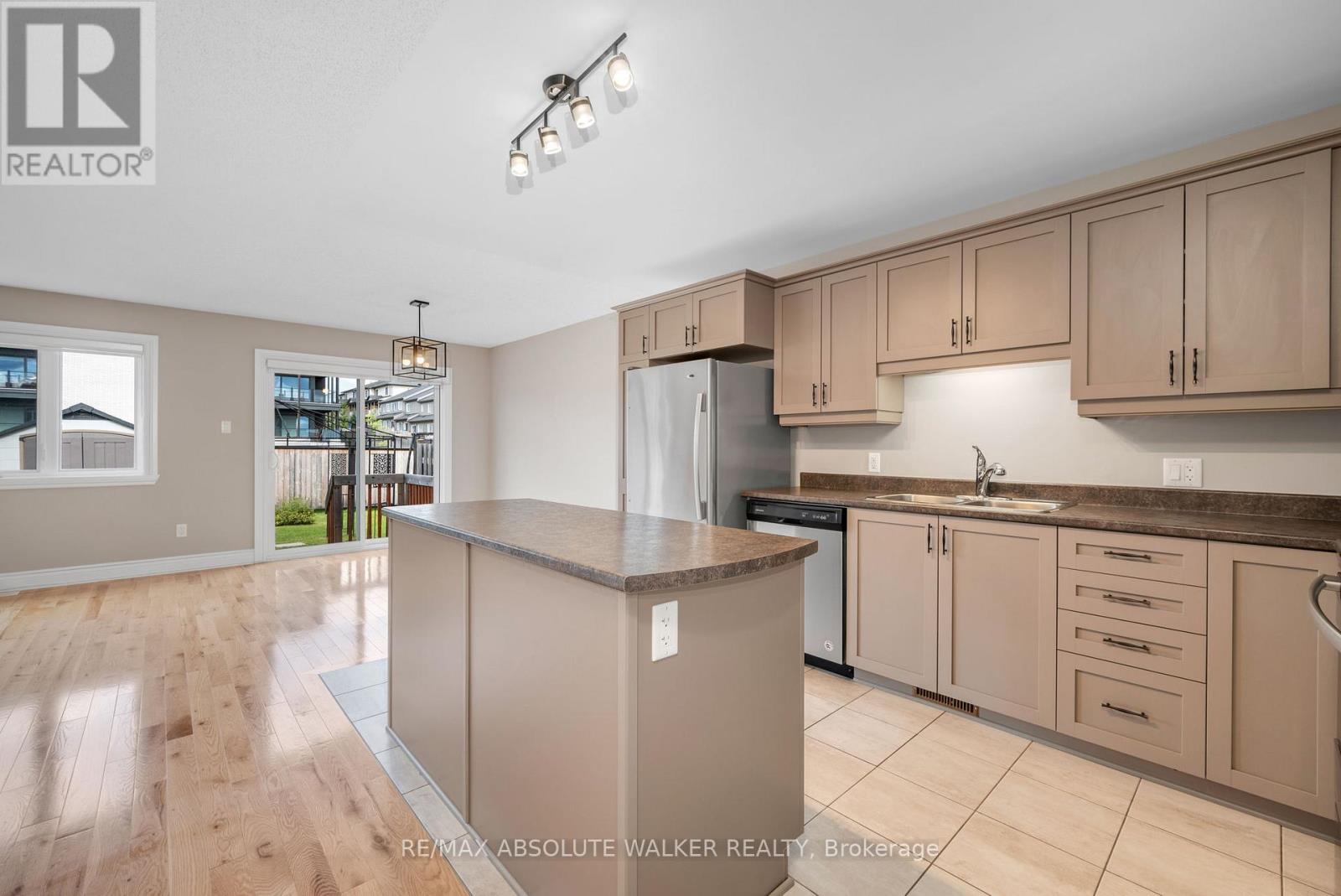 2432 Marble Crescent