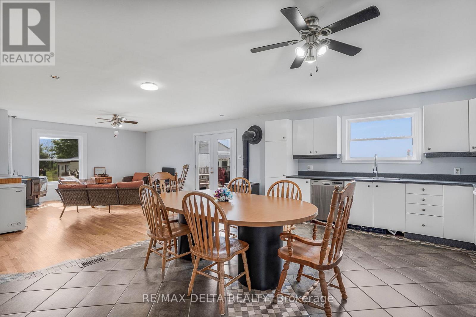 1554 Nixon Road